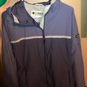 Gorgeous purple Columbia windbreaker